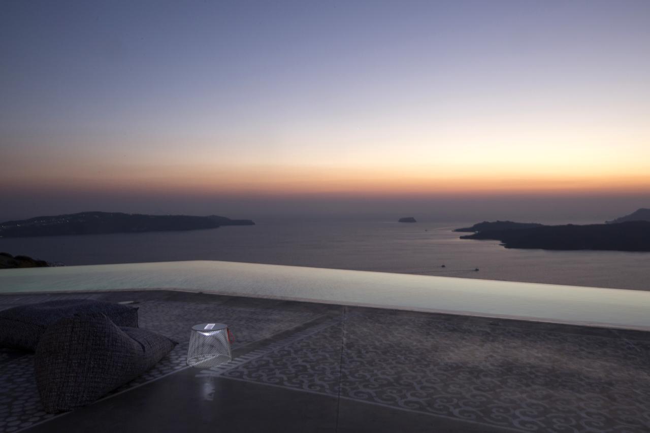 Erosantorini Estate Hotel Фира Екстериор снимка